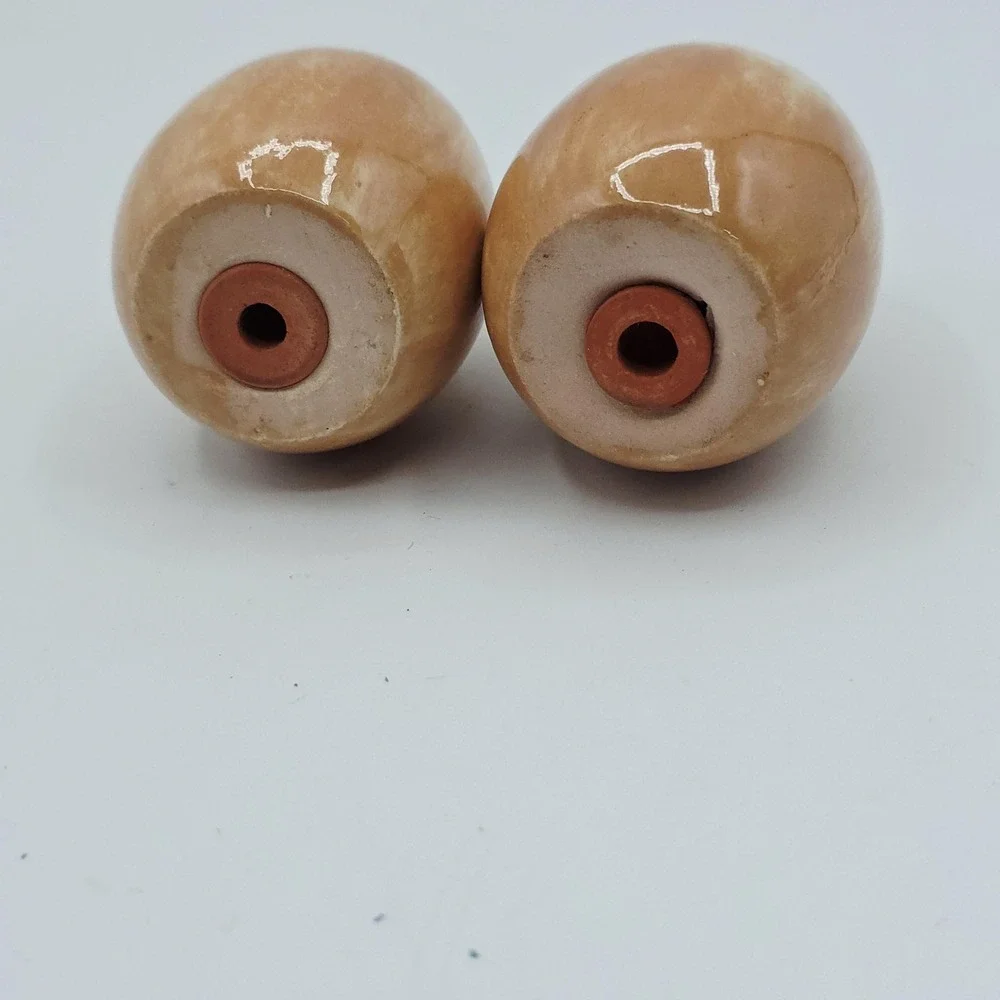 Beige Ceramic Egg Salt & Pepper Shakers Set Of 2 Small Marbled‎ Modern Kitchen